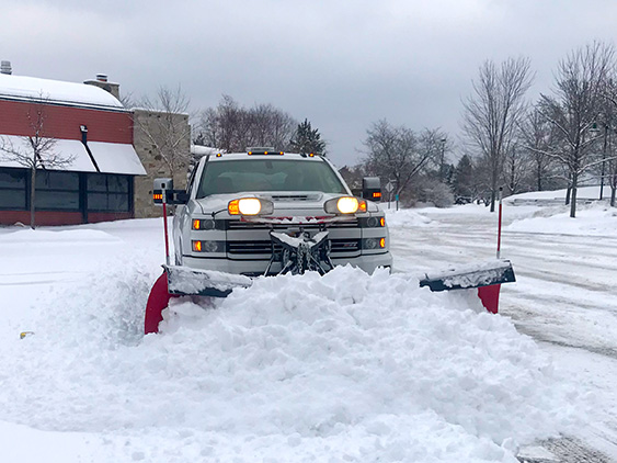 commercial-snow-removal-and-deicing-services-mn
